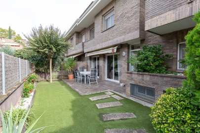 Casa adossada, amb fantàstica zona comunitària -36