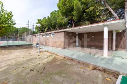 Casa adossada, amb fantàstica zona comunitària -42