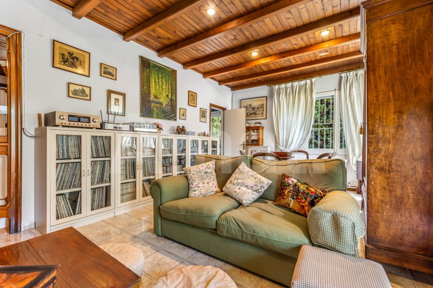 Elegante casa de estilo clásico en Sant Cugat -19