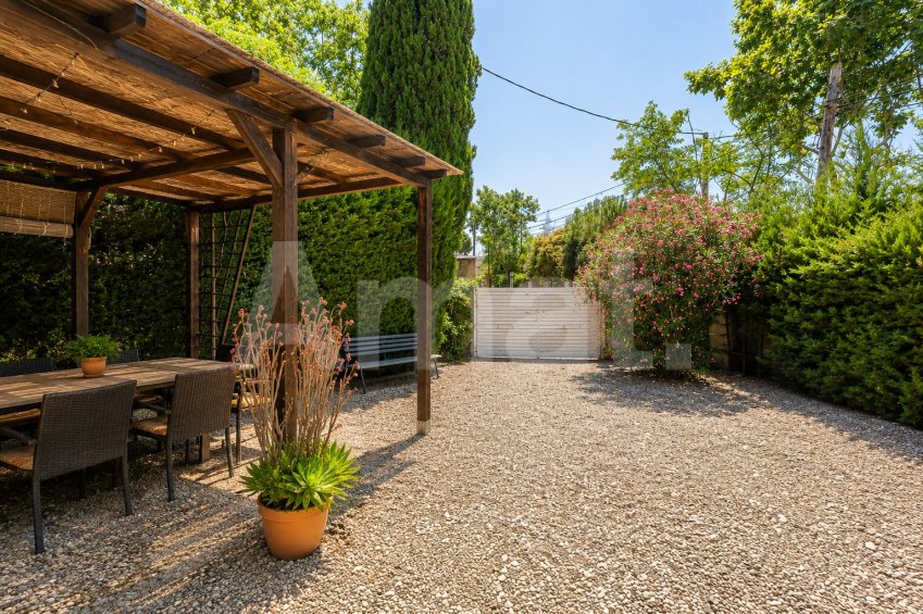 Elegante casa de estilo clásico en Sant Cugat -25