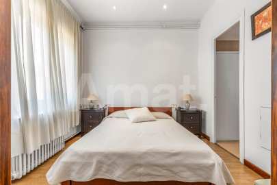 Elegante casa de estilo clásico en Sant Cugat -29