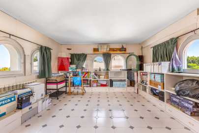 Elegante casa de estilo clásico en Sant Cugat -41