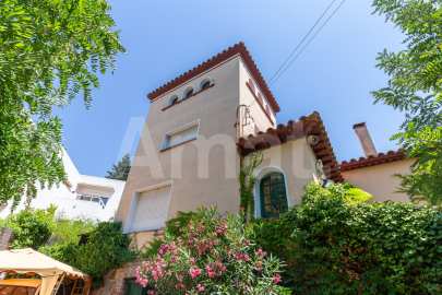 Elegante casa de estilo clásico en Sant Cugat -43