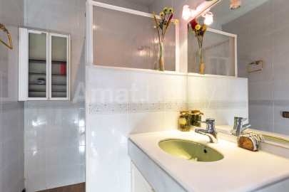 Spectacular villa with pool and squash, next to the Golf -25