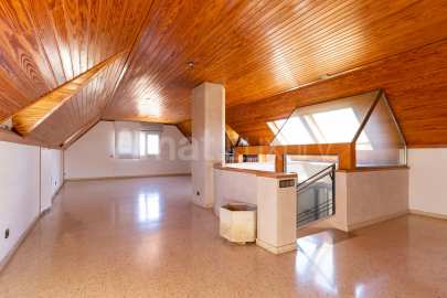 Spectacular villa with pool and squash, next to the Golf -45