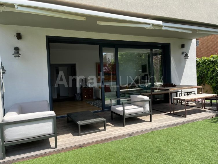 unique property in the center of Sant Just Desvern