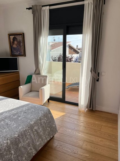 unique property in the center of Sant Just Desvern -30