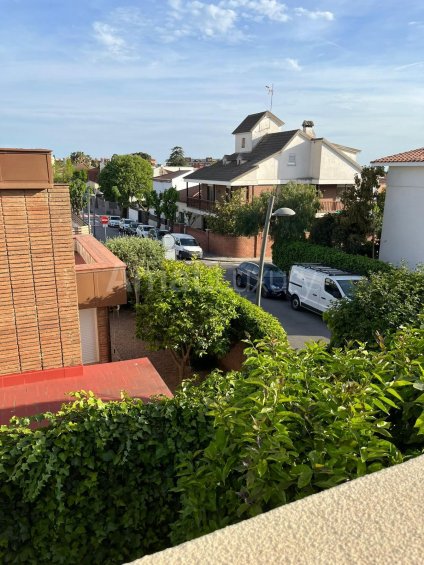 unique property in the center of Sant Just Desvern -39