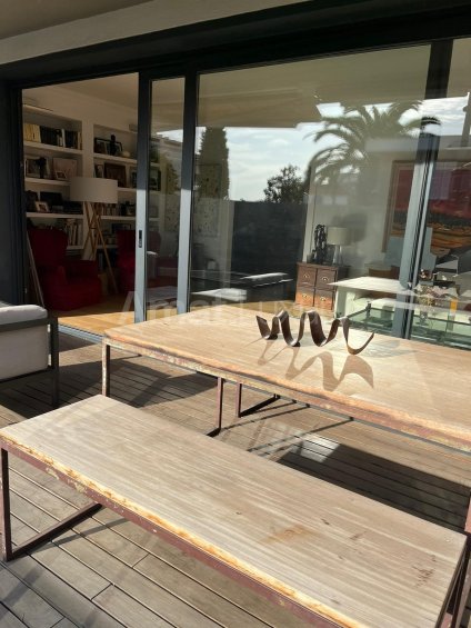 unique property in the center of Sant Just Desvern -8