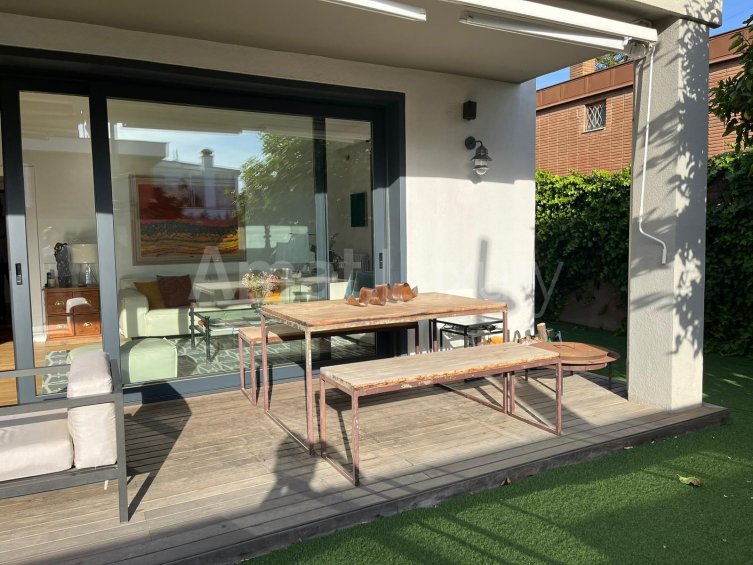 unique property in the center of Sant Just Desvern -9