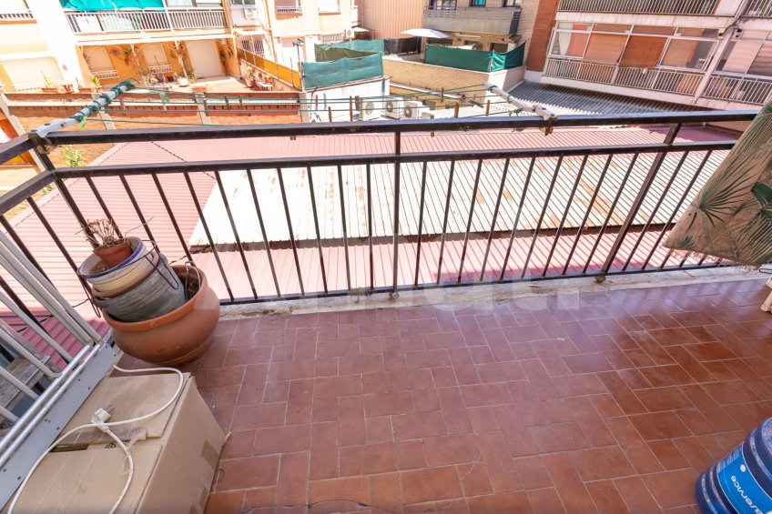 Amplio y luminoso piso en venta en Rubí -16
