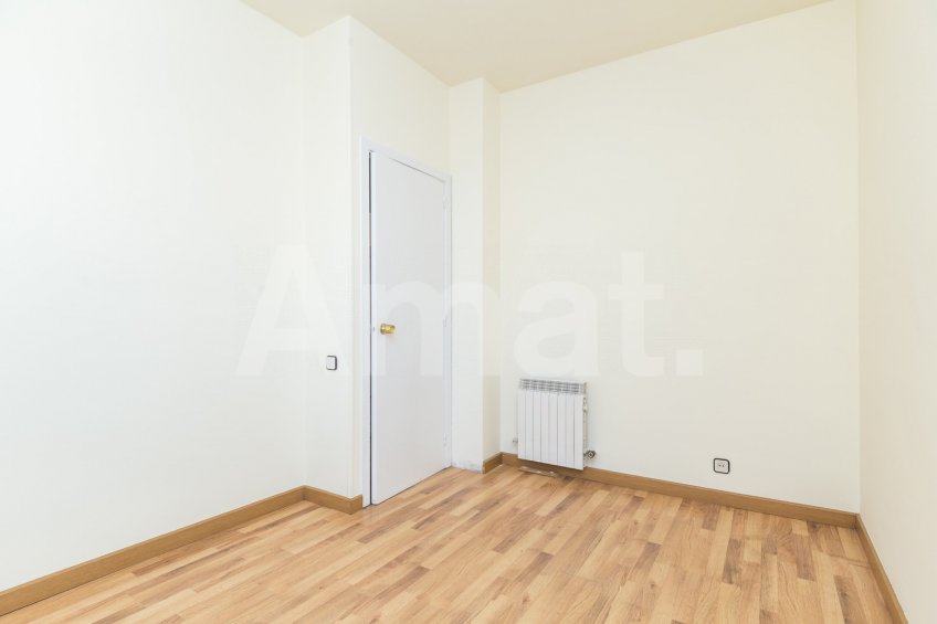 AMPLITUDE, GOOD LOCATION AND COMMUNITY AREA WITH SWIMMING POOL -24
