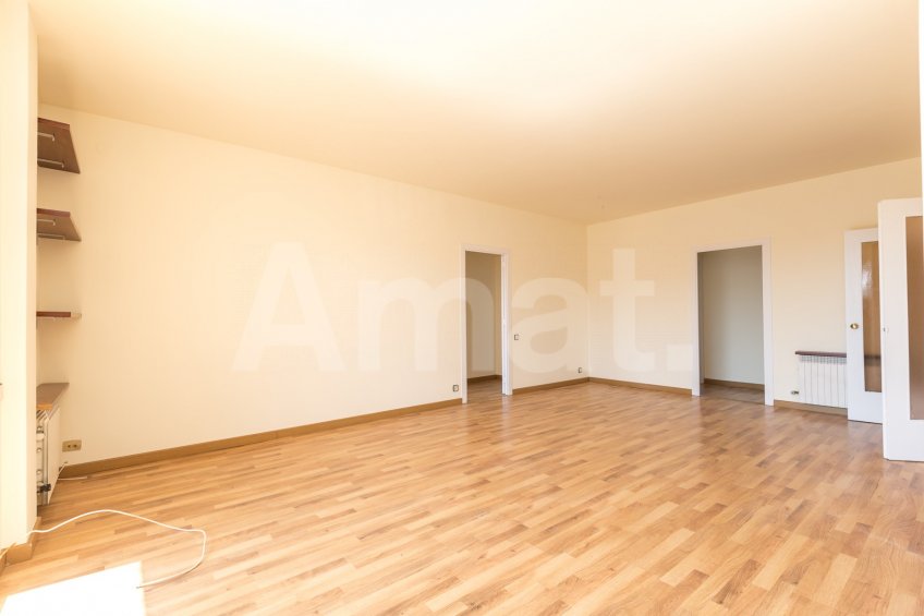 AMPLITUDE, GOOD LOCATION AND COMMUNITY AREA WITH SWIMMING POOL -7
