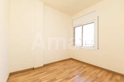 AMPLITUDE, GOOD LOCATION AND COMMUNITY AREA WITH SWIMMING POOL -21