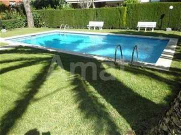 AMPLITUDE, GOOD LOCATION AND COMMUNITY AREA WITH SWIMMING POOL -33