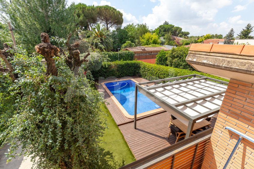 Atractiva casa con piscina, en Els Gorgs de Franqueses -42