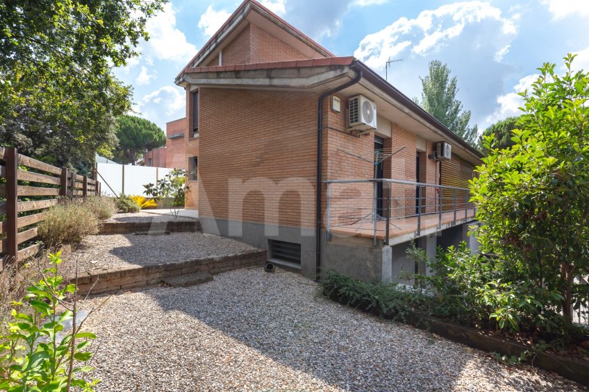 Atractiva casa con piscina, en Els Gorgs de Franqueses -46