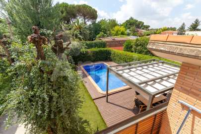 Atractiva casa con piscina, en Els Gorgs de Franqueses -42