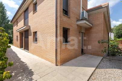 Atractiva casa con piscina, en Els Gorgs de Franqueses -45