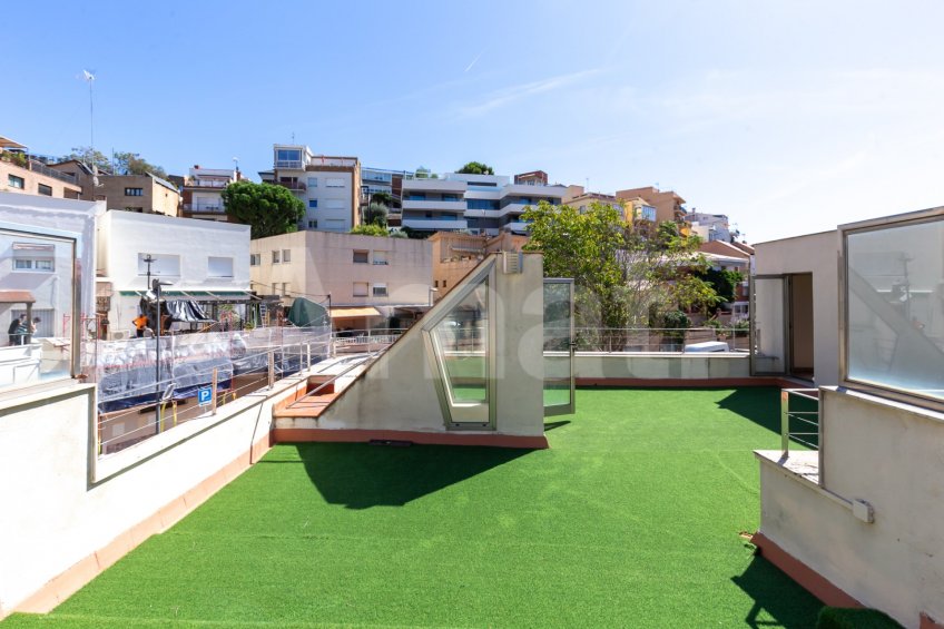 Penthouse with solarium and panoramic views, in La Miranda -22