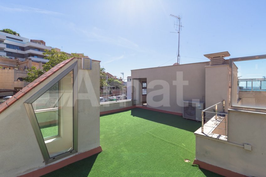 Penthouse with solarium and panoramic views, in La Miranda -23