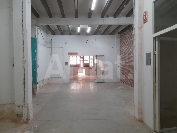Oportunidad de negocio en una zona de tejido empresarial. -8