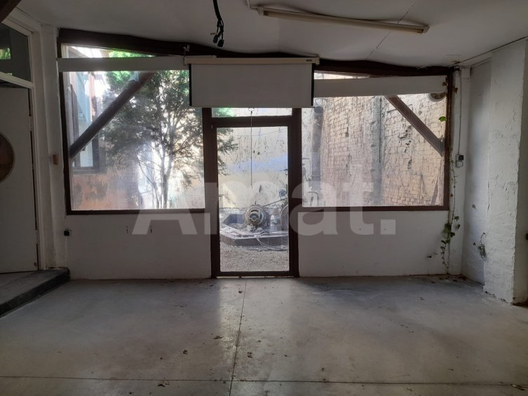 Oportunidad de negocio en una zona de tejido empresarial.