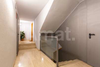 Piso seminuevo junto al Mercado de Sant Antoni -24