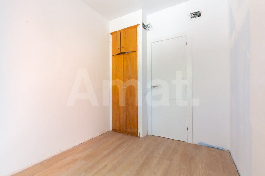 Refurbished fround-floor flat with a large terraces, in Parc Central -16