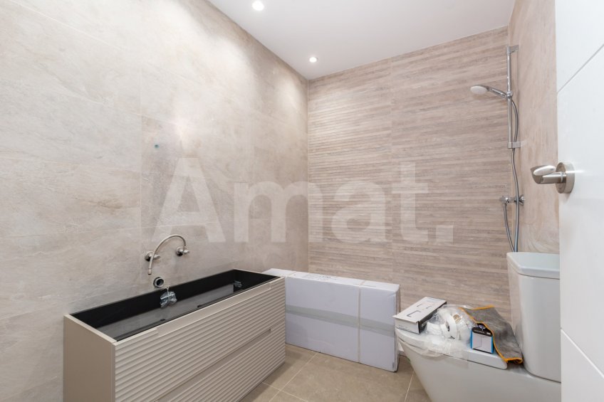 Refurbished fround-floor flat with a large terraces, in Parc Central -19