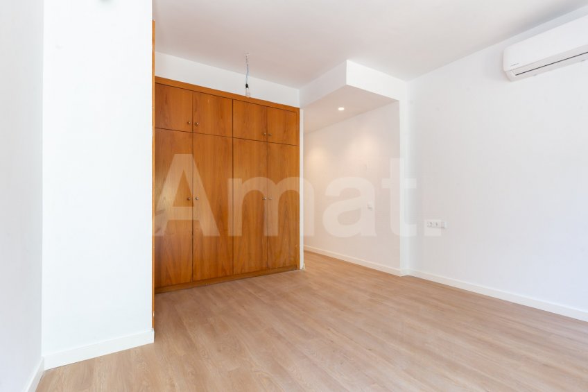Refurbished fround-floor flat with a large terraces, in Parc Central -20