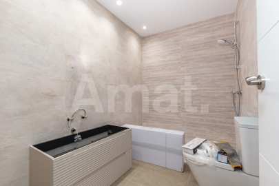 Refurbished fround-floor flat with a large terraces, in Parc Central -19