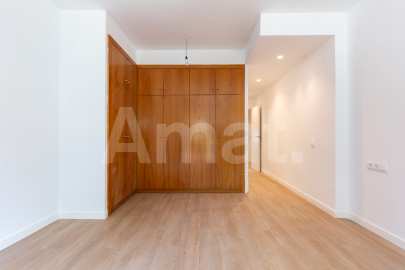Refurbished fround-floor flat with a large terraces, in Parc Central -22