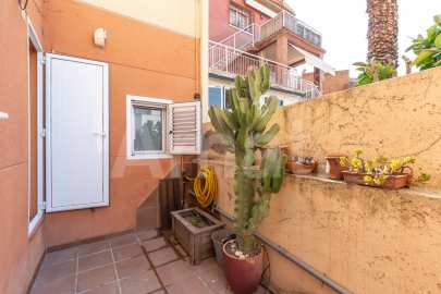 Planta baja con gran terraza y vistas, en La Miranda -32