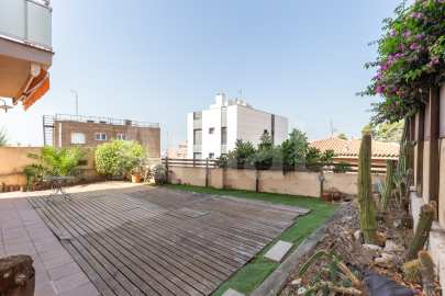 Planta baja con gran terraza y vistas, en La Miranda -7