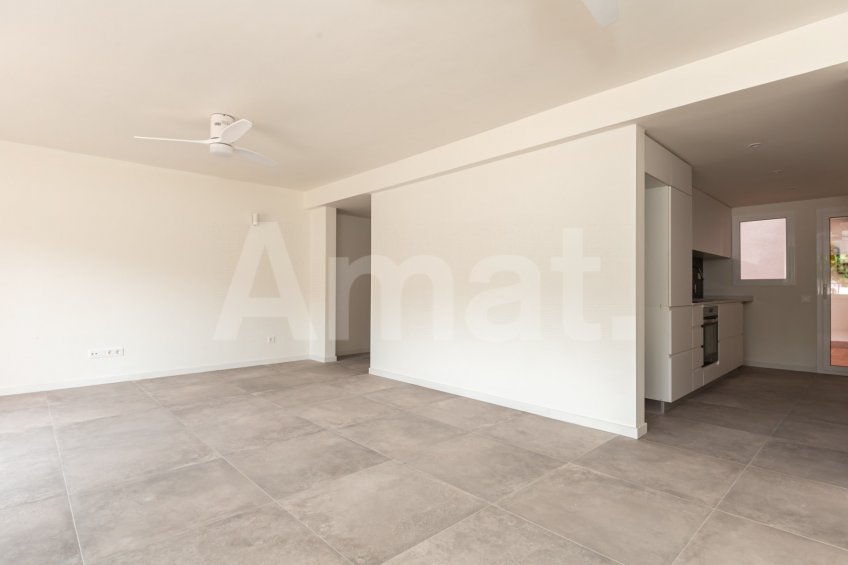 Groundfloor with garden to enjoy and live in
