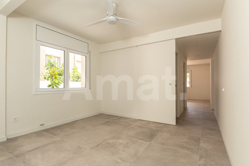 Groundfloor with garden to enjoy and live in -16