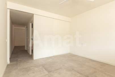Groundfloor with garden to enjoy and live in -14