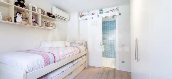 Exclusiva casa adossada cantonera amb jardí privat a Sant Just Desvern -11