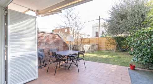 Exclusiva casa adossada cantonera amb jardí privat a Sant Just Desvern -4