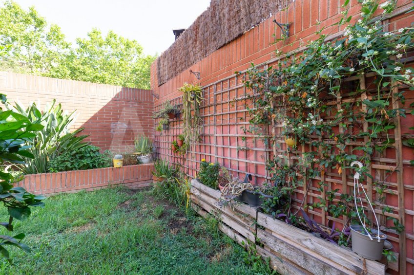Magnífica planta baixa dúplex amb jardí, en una de les millors zones -16