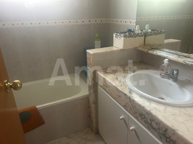 Magnificent Corner Ground Floor Duplex with Private Garden -9