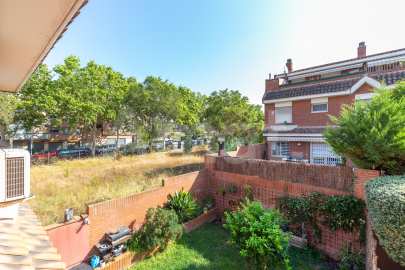 Magnífica planta baixa dúplex amb jardí, en una de les millors zones -45