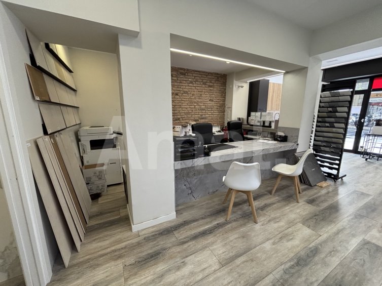 Commercial Premises of 92 sqm, Fully Refurbished and Ready for Business -7
