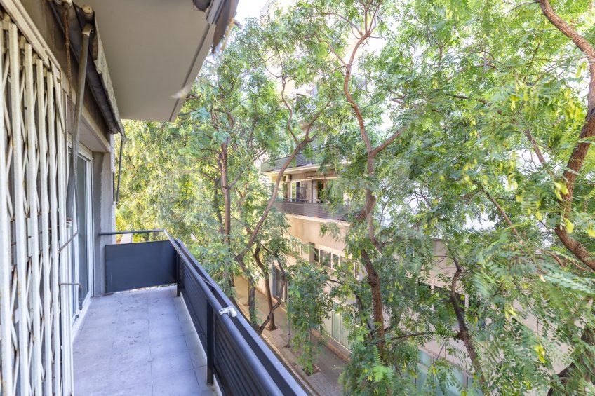 Bright apartment with balcony, in La Barceloneta, close to the sea -10