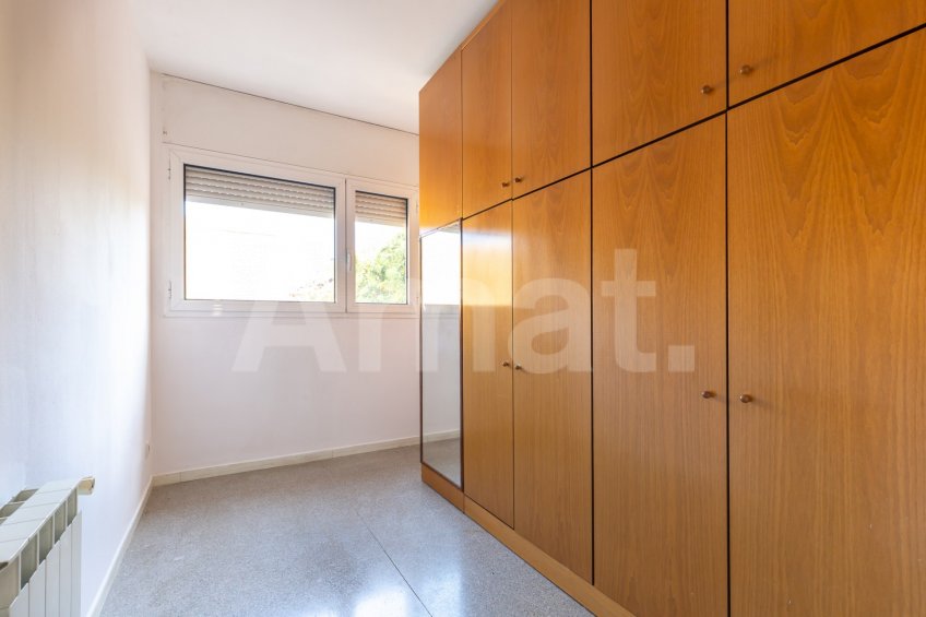 Bright apartment with balcony, in La Barceloneta, close to the sea -17