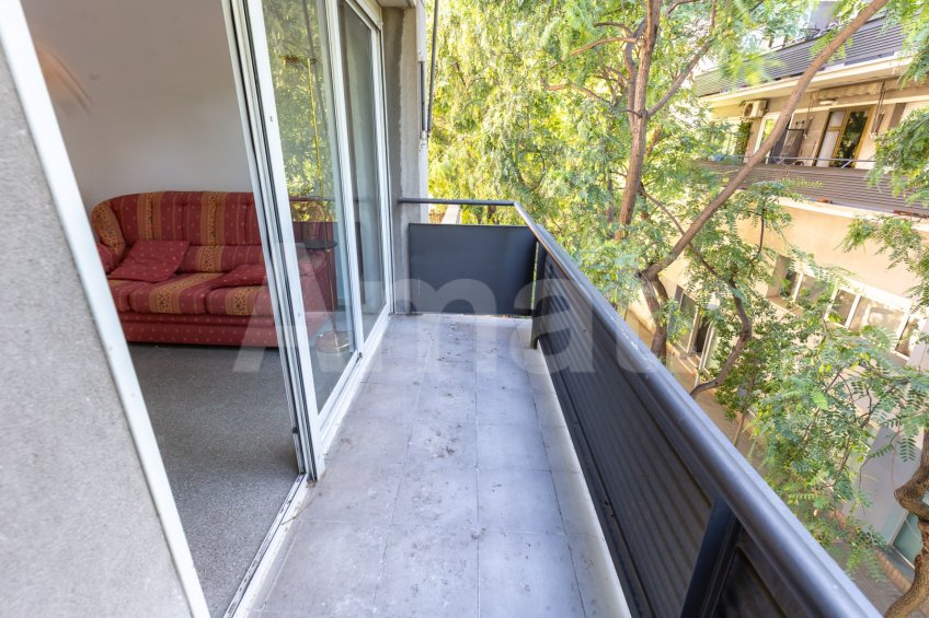 Bright apartment with balcony, in La Barceloneta, close to the sea -2