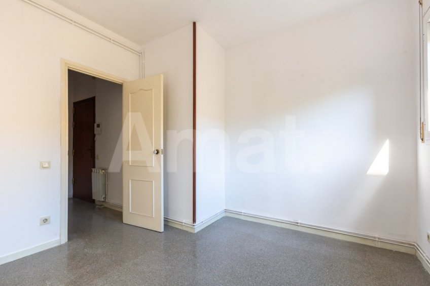 Bright apartment with balcony, in La Barceloneta, close to the sea -20