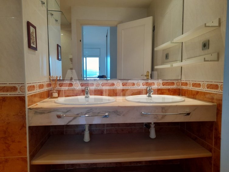 Magnífico piso de 3 habitaciones en Sant Joan Despí -12