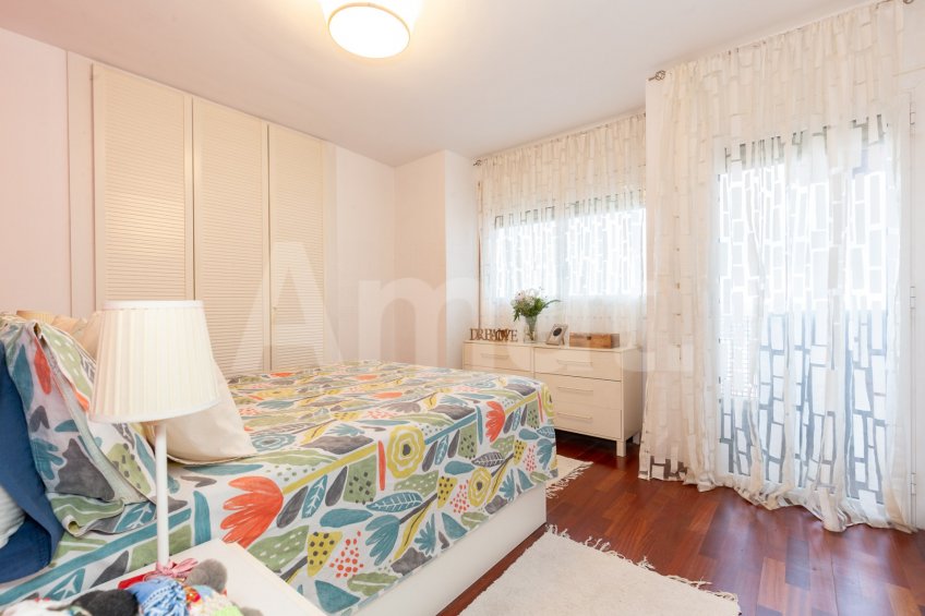Àtic de 4 habitacions amb espectaculars vistes -26